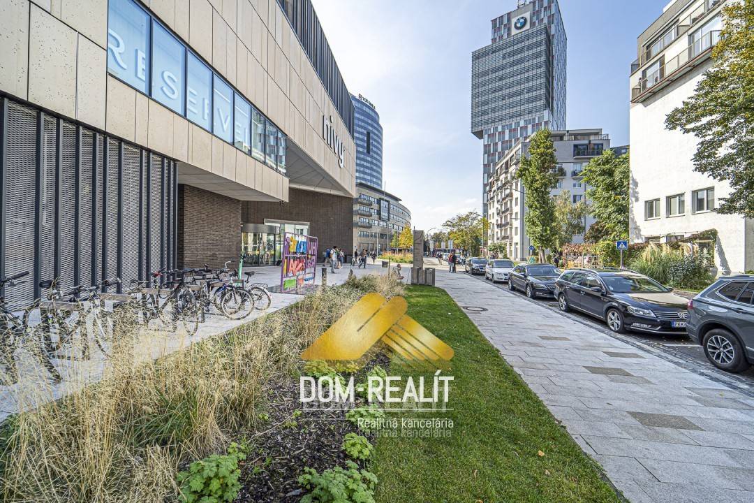 Nehnutelnost DOM-REALÍT ponúka 2izbový byt v exkluzívnej lokalite, priamo pri Nových Nivách